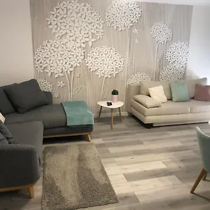  Apartment Gyoengye Delux